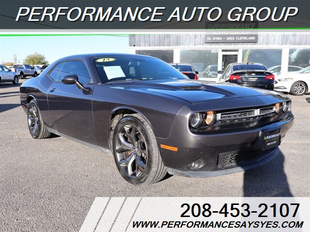 2015 Dodge Challenger SXT Plus  