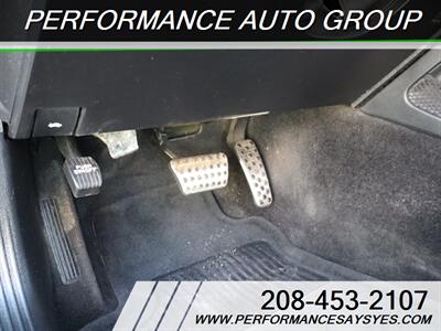 2015 Dodge Challenger SXT Plus   - Photo 14 - Caldwell, ID 83605