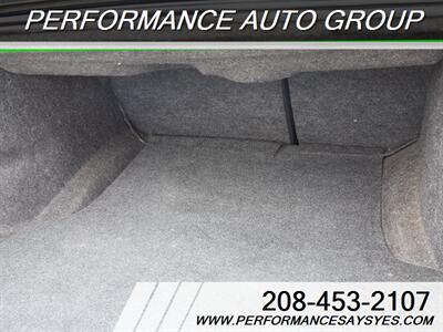 2016 Chrysler 300 C   - Photo 13 - Caldwell, ID 83605