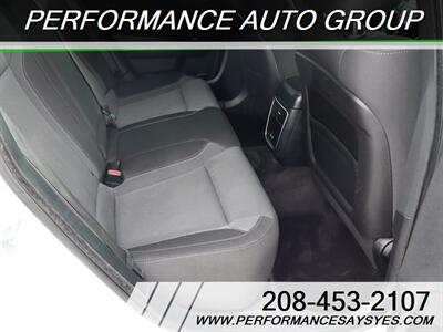 2018 Dodge Charger R/T   - Photo 11 - Caldwell, ID 83605