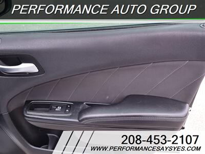 2018 Dodge Charger R/T   - Photo 15 - Caldwell, ID 83605