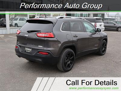 2015 Jeep Cherokee Latitude   - Photo 3 - Caldwell, ID 83605