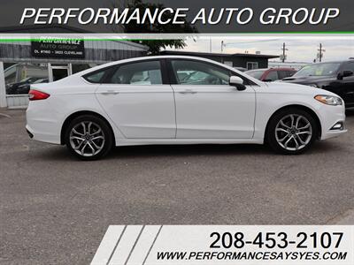 2017 Ford Fusion SE   - Photo 2 - Caldwell, ID 83605