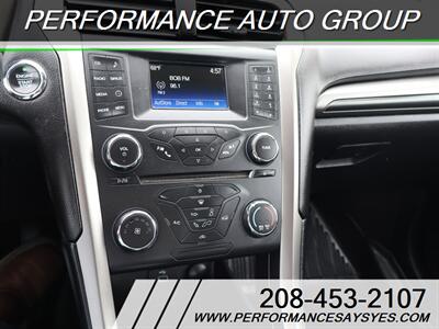 2017 Ford Fusion SE   - Photo 14 - Caldwell, ID 83605