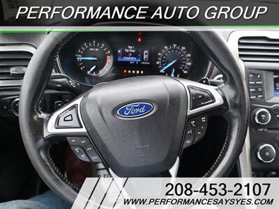 2017 Ford Fusion SE   - Photo 12 - Caldwell, ID 83605