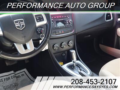 2013 Dodge Avenger SXT   - Photo 12 - Caldwell, ID 83605