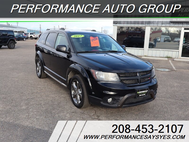 2017 Dodge Journey Crossroad Plus   - Photo 1 - Caldwell, ID 83605