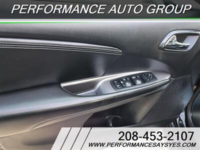 2017 Dodge Journey Crossroad Plus - Photo 12 - Caldwell, ID 83605