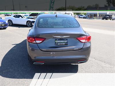2015 Chrysler 200 S   - Photo 6 - Caldwell, ID 83605