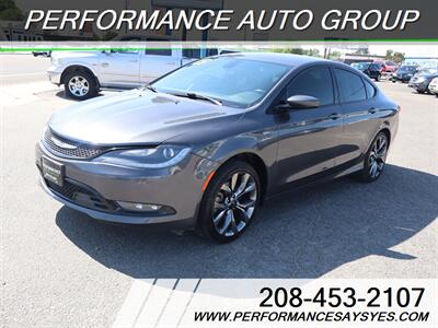 2015 Chrysler 200 S   - Photo 3 - Caldwell, ID 83605