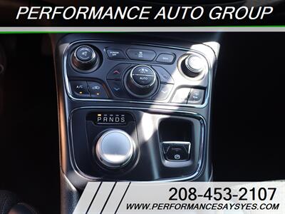 2015 Chrysler 200 S   - Photo 29 - Caldwell, ID 83605