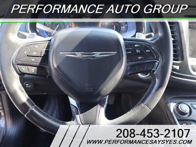 2015 Chrysler 200 S   - Photo 14 - Caldwell, ID 83605