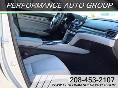 2019 Honda Accord Hybrid   - Photo 8 - Caldwell, ID 83605