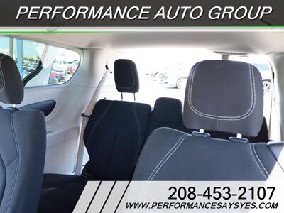 2022 Chrysler Voyager LX   - Photo 19 - Caldwell, ID 83605