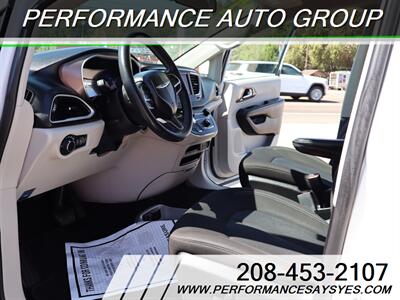 2022 Chrysler Voyager LX   - Photo 17 - Caldwell, ID 83605