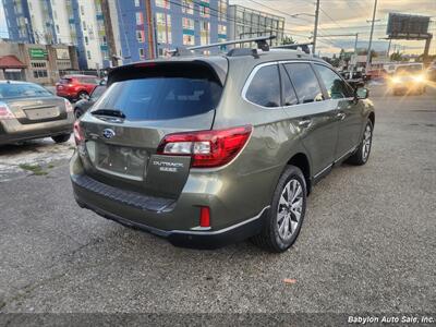 2017 Subaru Outback 2.5i Touring   - Photo 3 - Seattle, WA 98103