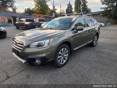2017 Subaru Outback 2.5i Touring   - Photo 2 - Seattle, WA 98103