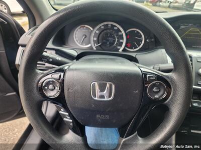 2017 Honda Accord LX - Photo 11 - Seattle, WA 98103