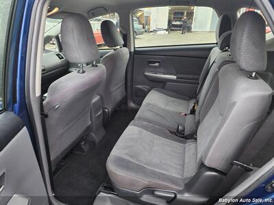 2013 Toyota Prius V   - Photo 7 - Seattle, WA 98103