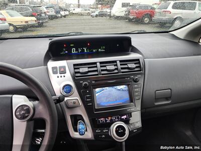 2013 Toyota Prius V   - Photo 12 - Seattle, WA 98103