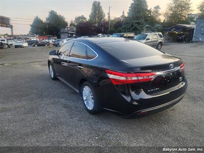 2013 Toyota Avalon Limited XLE Hybrid - Photo 2 - Seattle, WA 98103