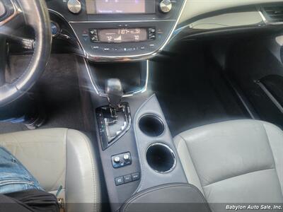 2013 Toyota Avalon Limited XLE Hybrid - Photo 9 - Seattle, WA 98103