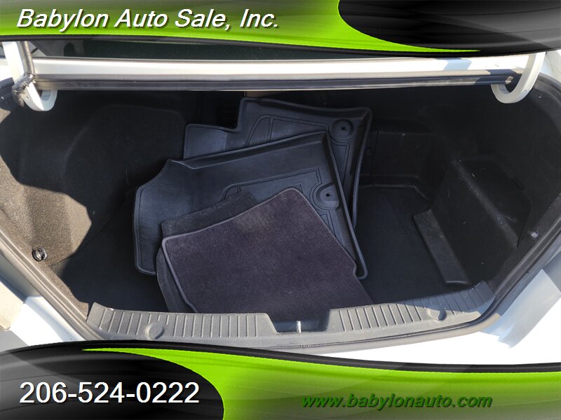 2011 Hyundai SONATA Hybrid Premium  