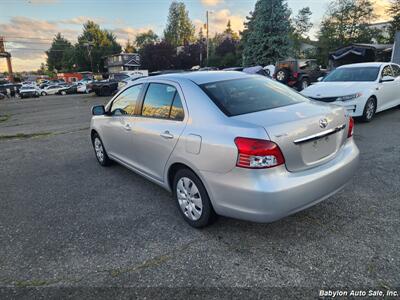 2009 Toyota Yaris - Photo 3 - Seattle, WA 98103