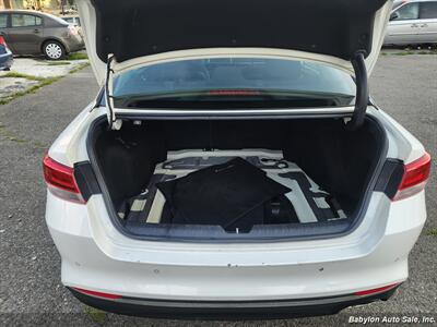 2018 Kia Optima LX   - Photo 5 - Seattle, WA 98103
