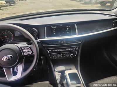 2019 Kia Optima LX   - Photo 10 - Seattle, WA 98103
