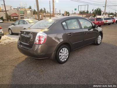 2009 Nissan Sentra 2.0   - Photo 4 - Seattle, WA 98103