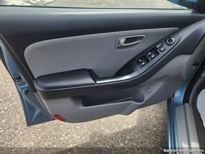 2007 Hyundai Elantra GLS   - Photo 7 - Seattle, WA 98103