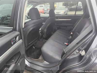 2012 Subaru Outback 2.5i Premium   - Photo 7 - Seattle, WA 98103