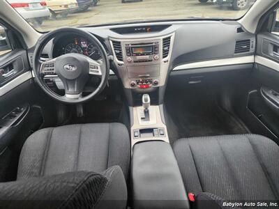2012 Subaru Outback 2.5i Premium   - Photo 8 - Seattle, WA 98103