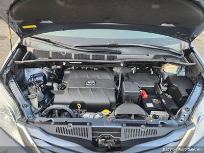2015 Toyota Sienna LE 8-Passenger - Photo 15 - Seattle, WA 98103