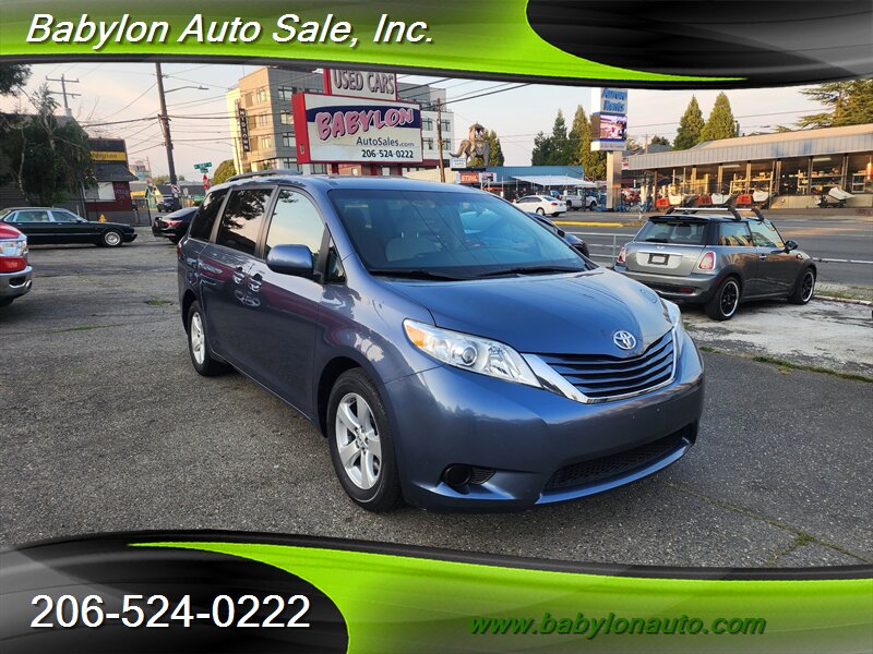 2015 Toyota Sienna LE 8-Passenger   - Photo 1 - Seattle, WA 98103