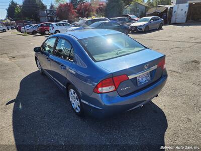 2011 Honda Civic LX   - Photo 3 - Seattle, WA 98103