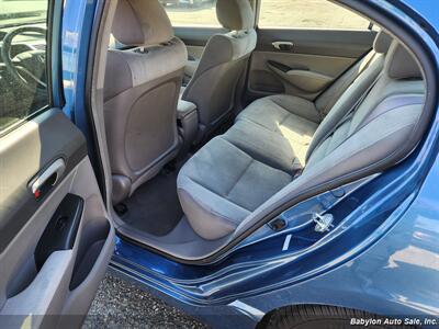 2011 Honda Civic LX   - Photo 6 - Seattle, WA 98103