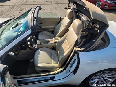 2006 BMW Z4 3.0si   - Photo 6 - Seattle, WA 98103