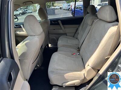 2013 Toyota Highlander   - Photo 11 - Richmond, IN 47374