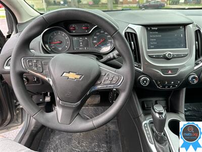 2017 Chevrolet Cruze LT Auto   - Photo 11 - Richmond, IN 47374