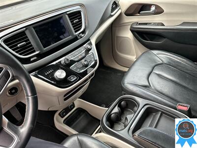 2018 Chrysler Pacifica Touring L   - Photo 16 - Richmond, IN 47374