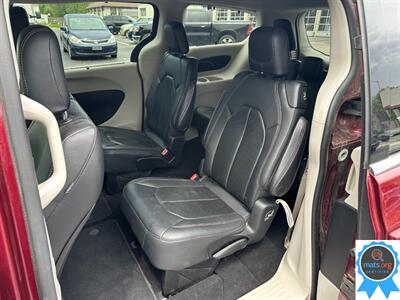 2018 Chrysler Pacifica Touring L   - Photo 11 - Richmond, IN 47374