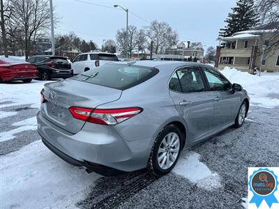 2019 Toyota Camry LE   - Photo 3 - Richmond, IN 47374