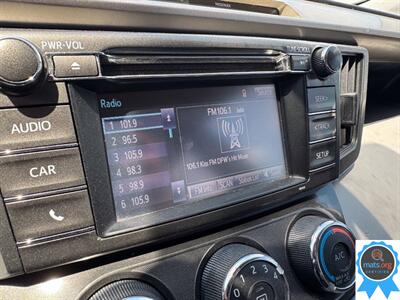 2015 Toyota RAV4 LE   - Photo 18 - Richmond, IN 47374
