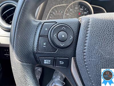 2015 Toyota RAV4 LE   - Photo 9 - Richmond, IN 47374