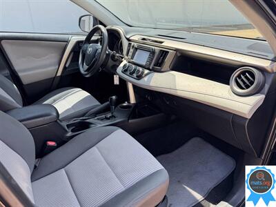 2015 Toyota RAV4 LE   - Photo 12 - Richmond, IN 47374