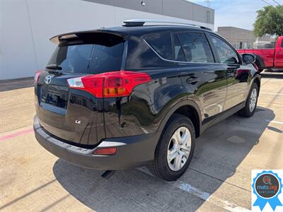 2015 Toyota RAV4 LE   - Photo 5 - Richmond, IN 47374