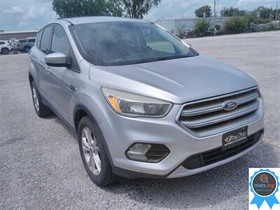 2017 Ford Escape SE   - Photo 2 - Richmond, IN 47374