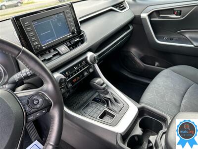 2020 Toyota RAV4 XLE   - Photo 13 - Richmond, IN 47374